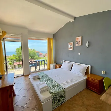 Serenity Hill بيت ضيافة